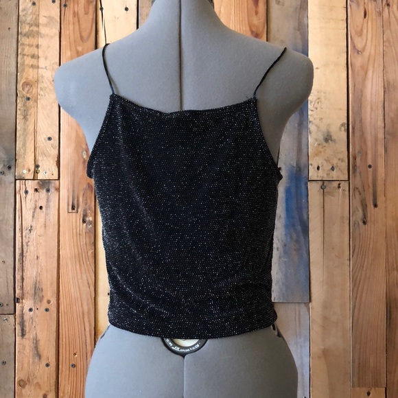 ⚡️SALE⚡️ Cropped Tank Top - Picture 3 of 3